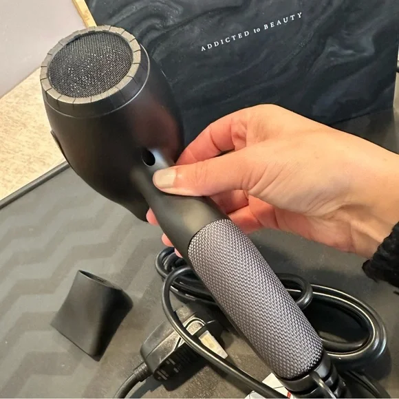 Black Hair Dryer with Concentrator Nozzle Attachment #MC5